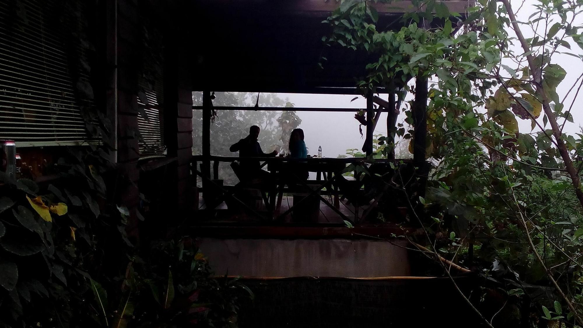 The Local Story Resort Ban Mon Talaeng ภายนอก รูปภาพ